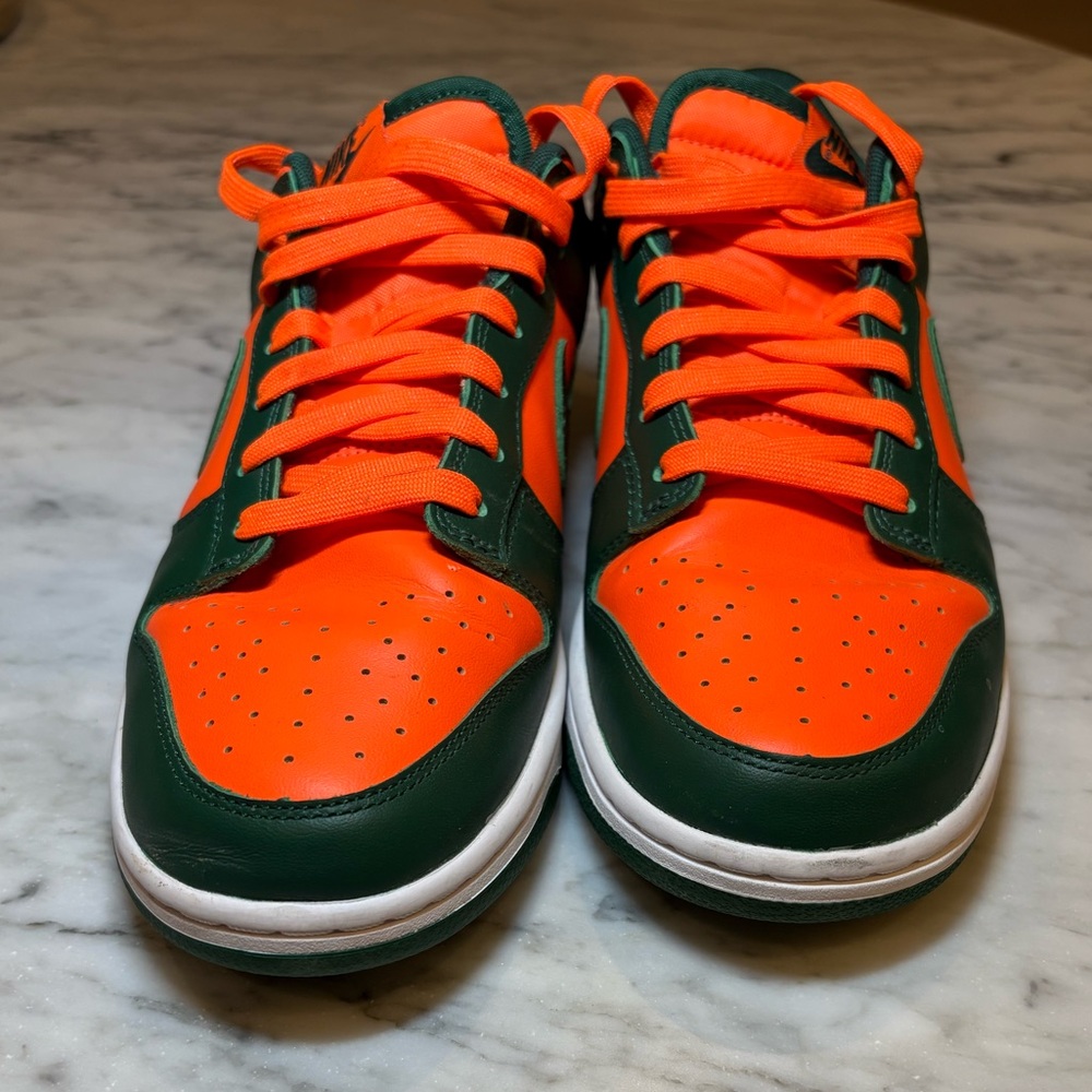 Nike Dunk Low Miami Hurricanes Retro